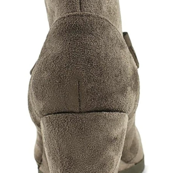 Madden Girl Dallyy Wedge Ankle Bootie Lace Up Women's Size 8 EUC - Picture 3 of 11